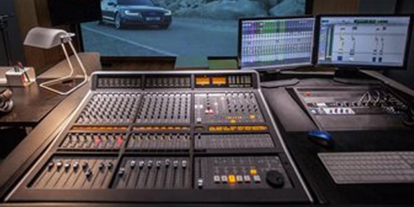 玉树州广播电视台录音棚